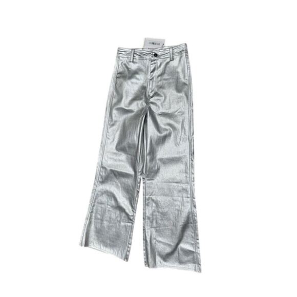 NWT Anniewear Boutique Silver raw hem light weight pant.  Size Small - Picture 2 of 5